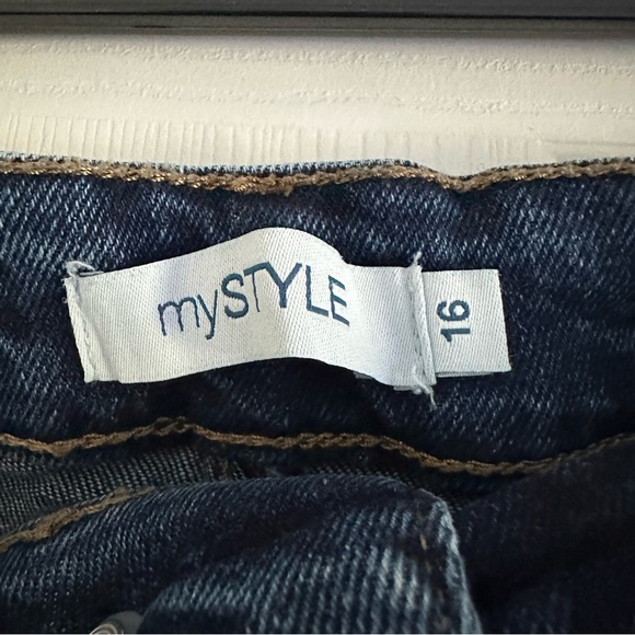 Size 16 MyStyle Ripped Cut Off Denim Shorts - Picture 4 of 4